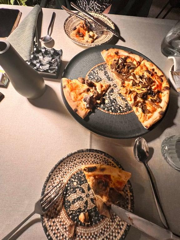 Trattoria Leo Restaurant (12+) fotoğraf 3