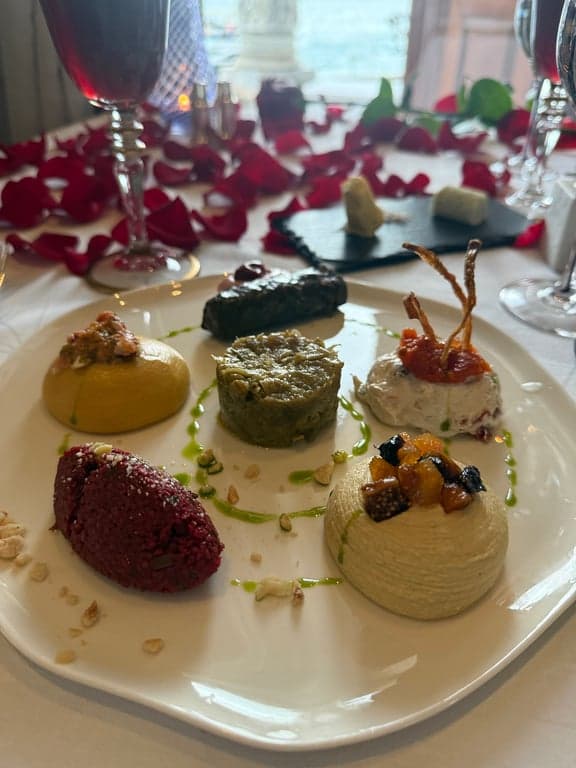 Tuğra Restaurant fotoğraf 26