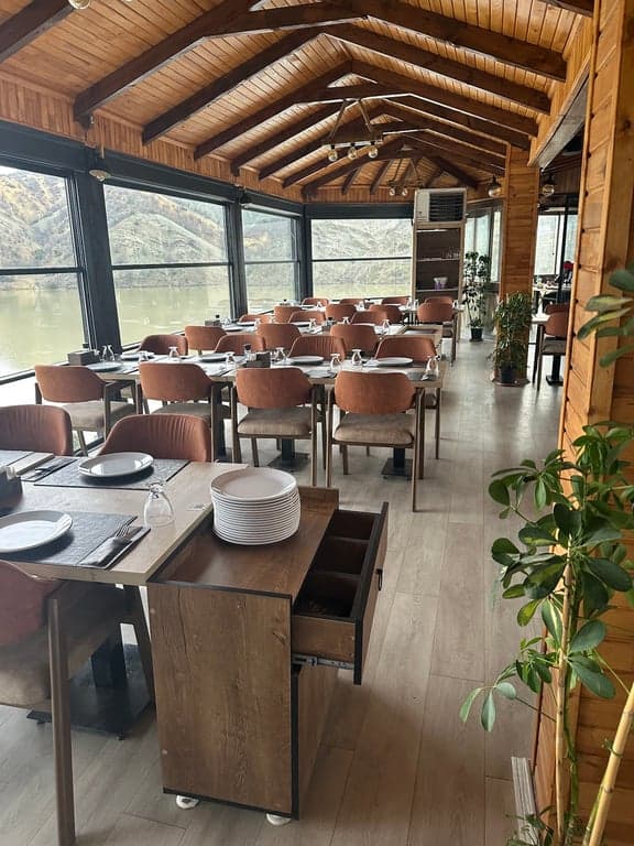 Tunceli Marına