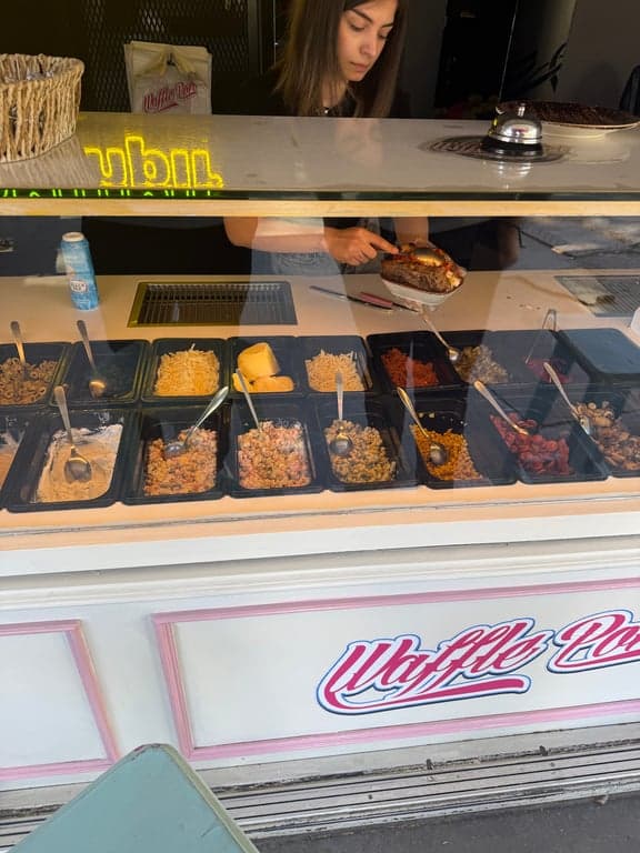 Waffle Port Cafe fotoğraf 4