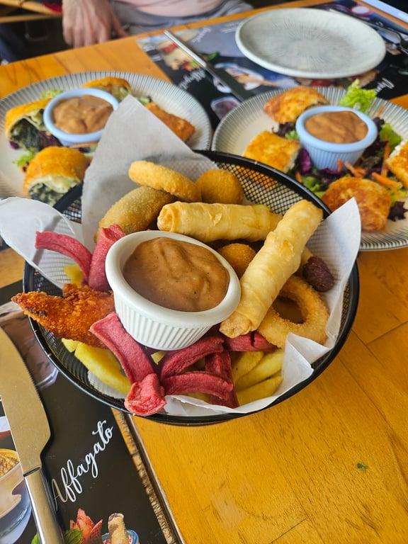 Yeniköy sahil cafe restorant fotoğraf 4