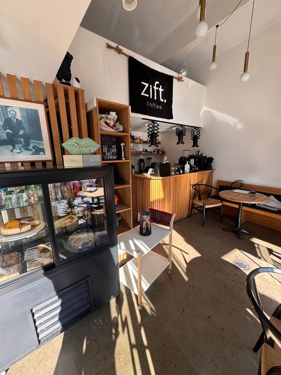 Zift. Coffee fotoğraf 4