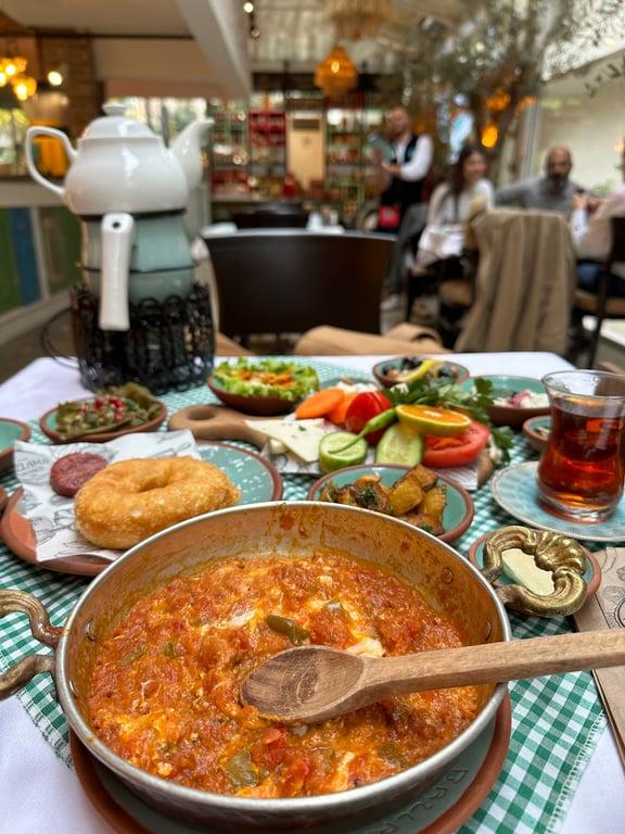 Çeşme Bazlama Kahvaltı Bağdat Caddesi Şaşkınbakkal fotoğraf 6
