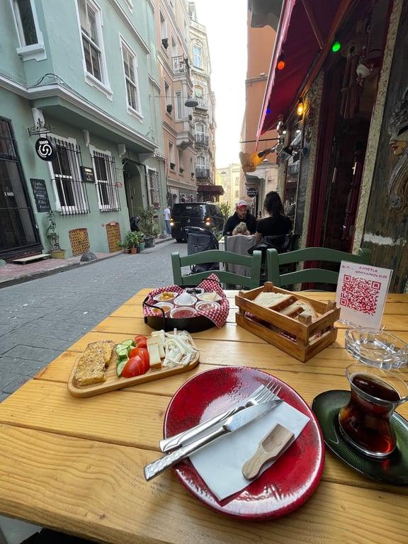 Galata Süheyla (Breakfast & Dinner) fotoğraf 8