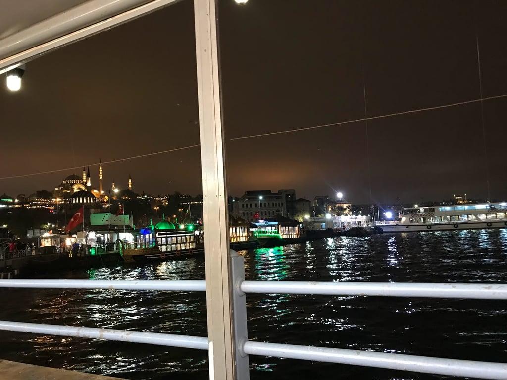 Meşhur Eminönü Balık fotoğraf 8