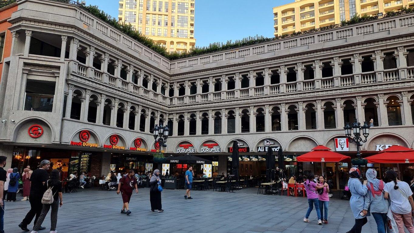 Tavuk Dünyası Venezia Avm fotoğraf 4