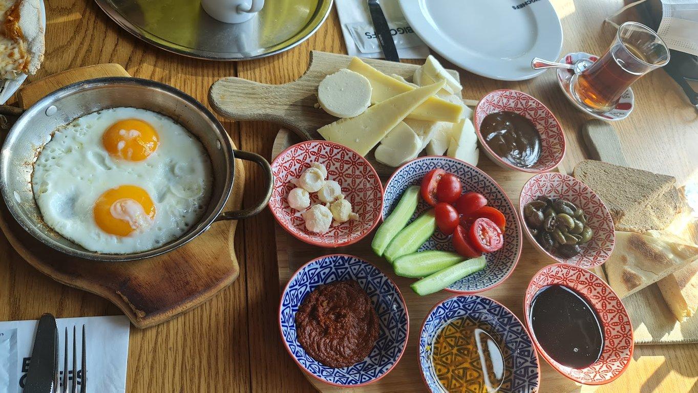 Big Chefs - Memorial - Bahçelievler Hastanesi Şubesi fotoğraf 2