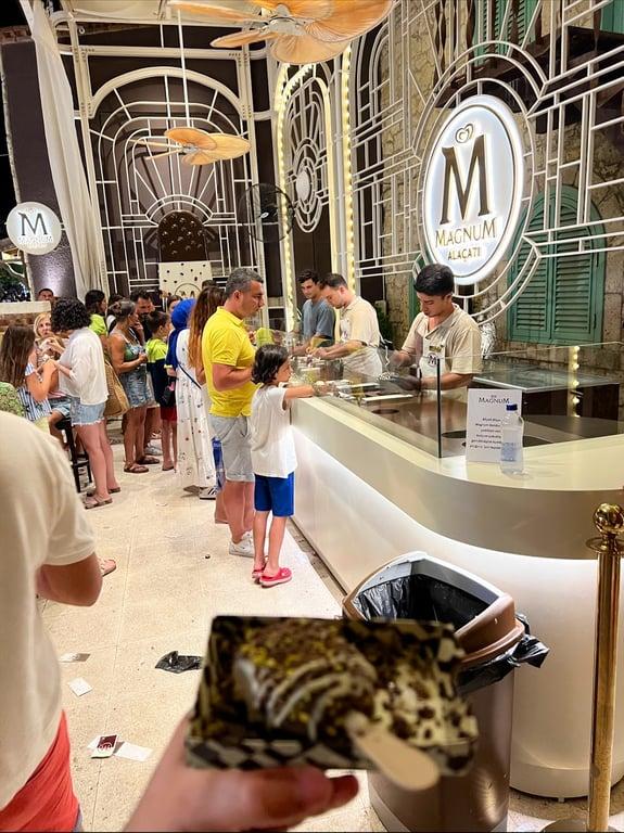 Magnum Store Alaçatı fotoğraf 5