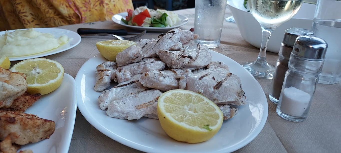 BOOTSHAUS • Old Poppy's Taverna