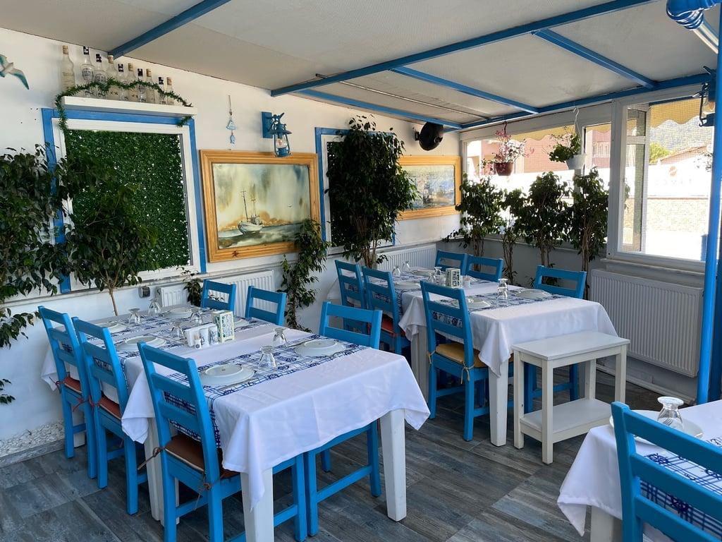 Mavibeyaz Balık Restaurantı fotoğraf 5