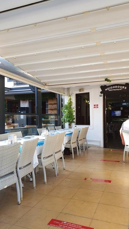 Neighbours Restaurant fotoğraf 5