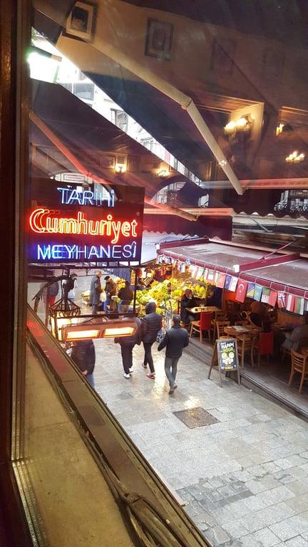 Tarihi Cumhuriyet Meyhanesi fotoğraf 14
