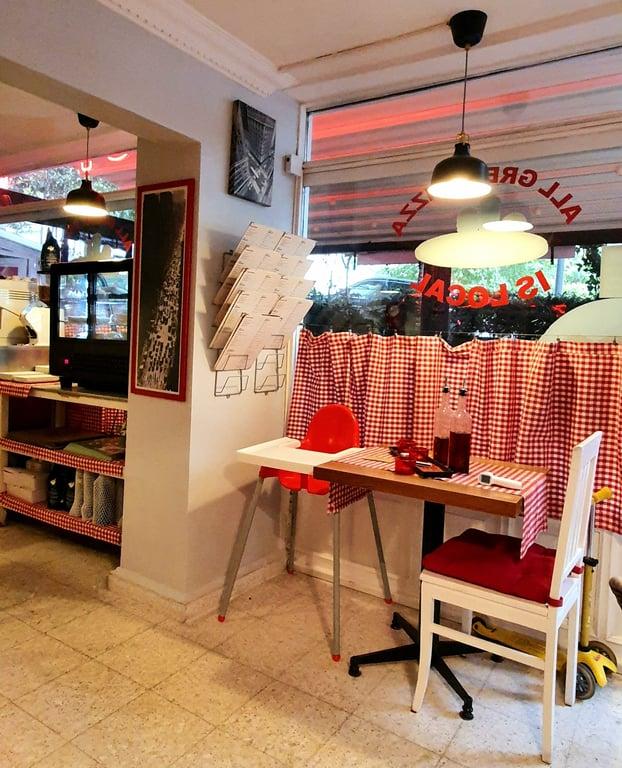 Olive's Pizzeria fotoğraf 7