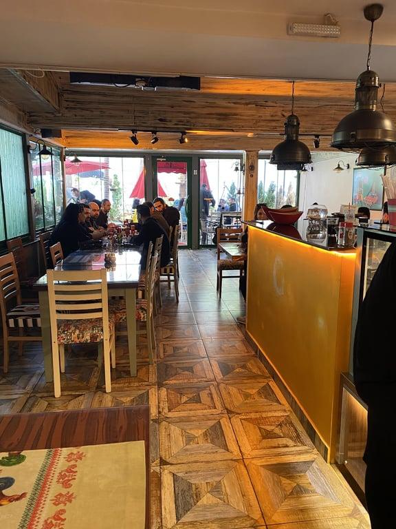 Cafe Lalezar fotoğraf 1