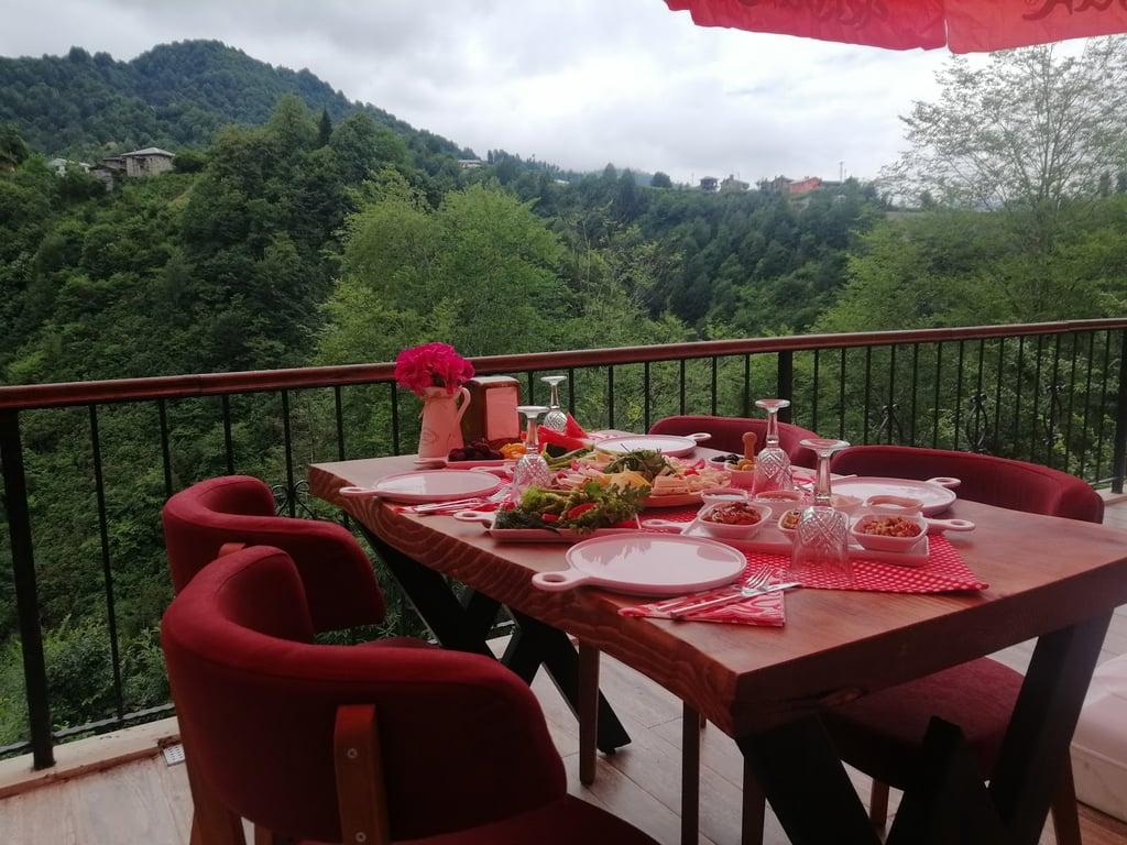 Cansuyu cafe & restaurant