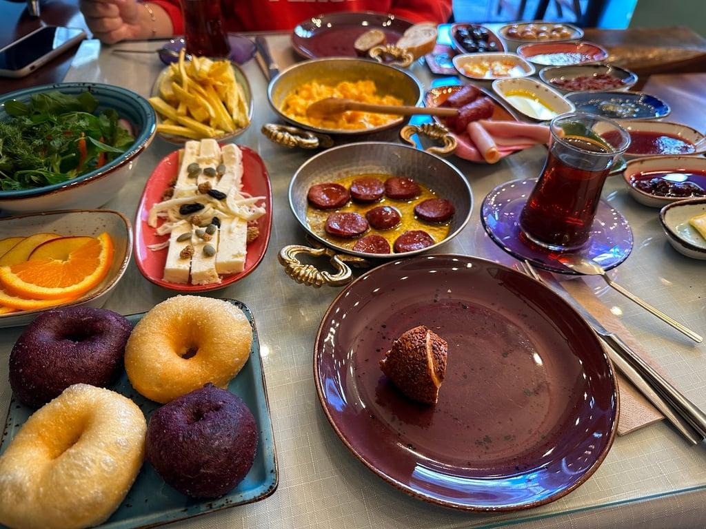 Deniz Nadide DURU BREAKFAST Moda fotoğraf 3