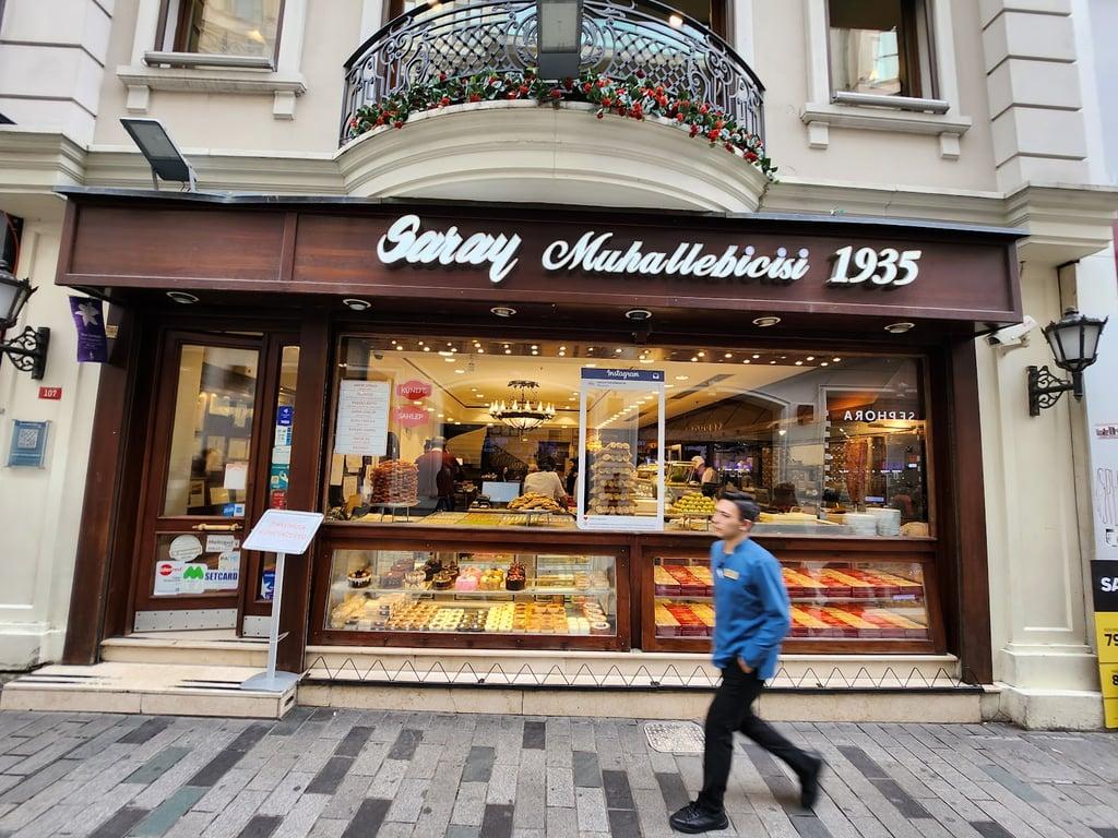 Saray Muhallebicisi - Beyoğlu fotoğraf 9