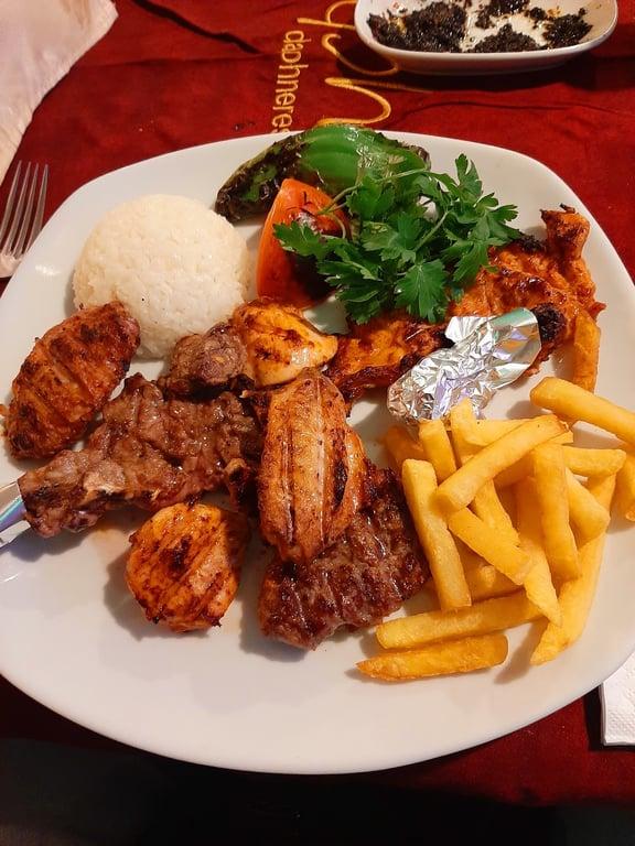 Daphne Restaurant Vezneciler fotoğraf 3