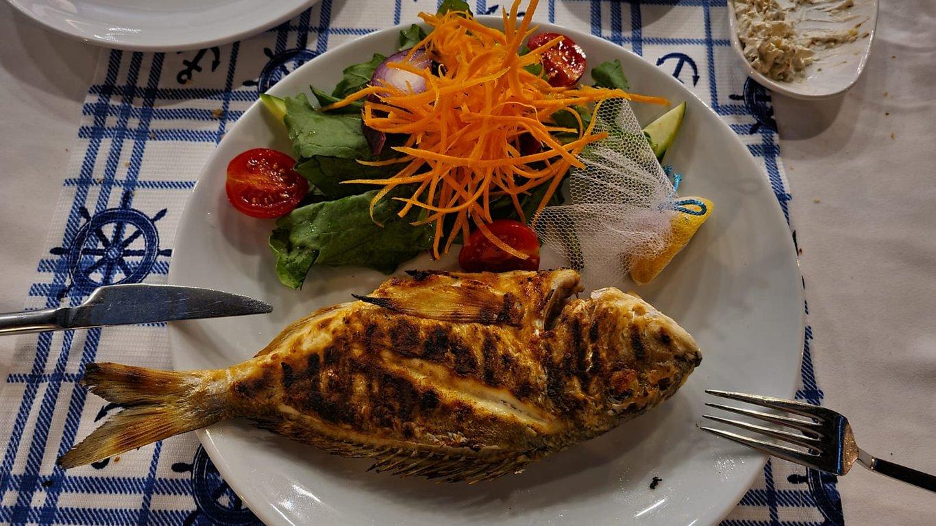Mavibeyaz Balık Restaurantı