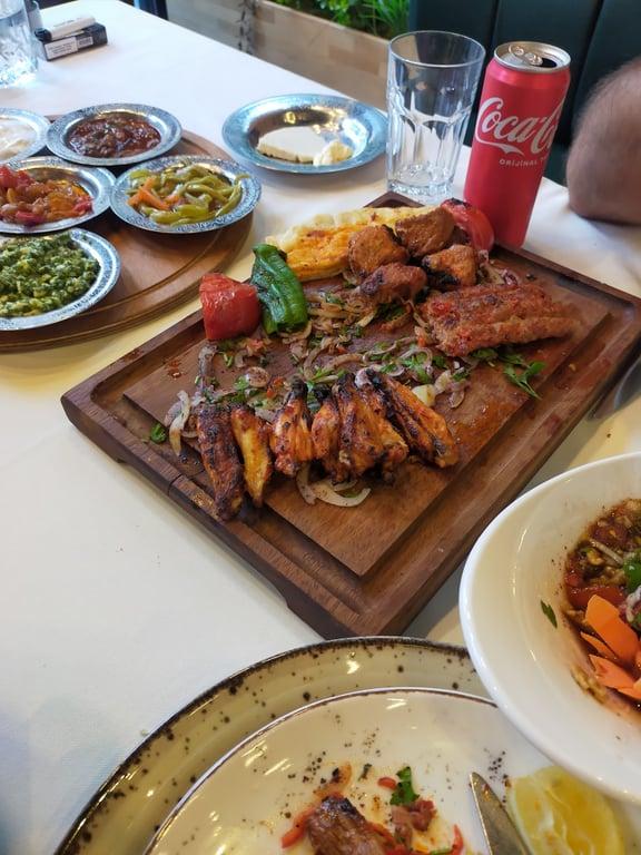 WOOD KEBAP & RESTAURANT fotoğraf 3