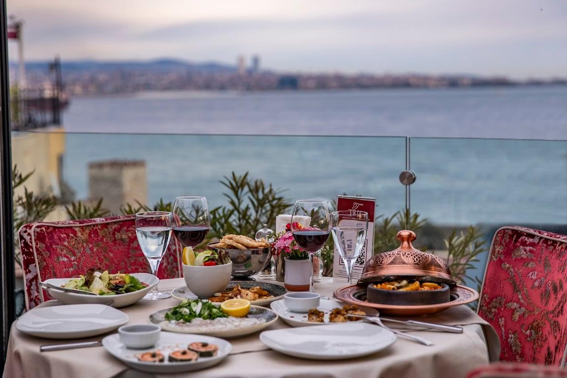 Tria Terrace Restaurant fotoğraf 5