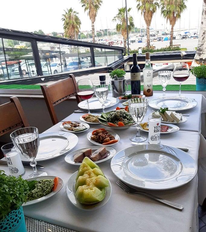 İhtiyar Balıkçı Restaurant fotoğraf 9