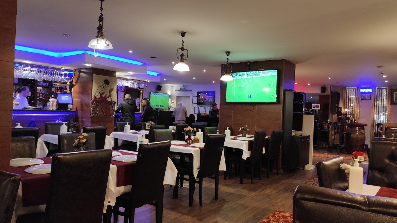 Daphne Restaurant Vezneciler