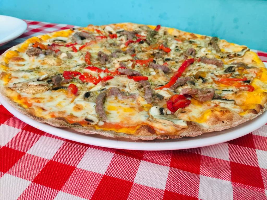 Pizano Pizzeria fotoğraf 3