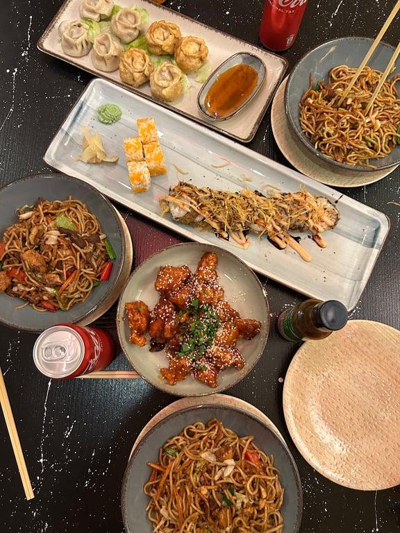 Asaka Sushi & Chinese fotoğraf 9