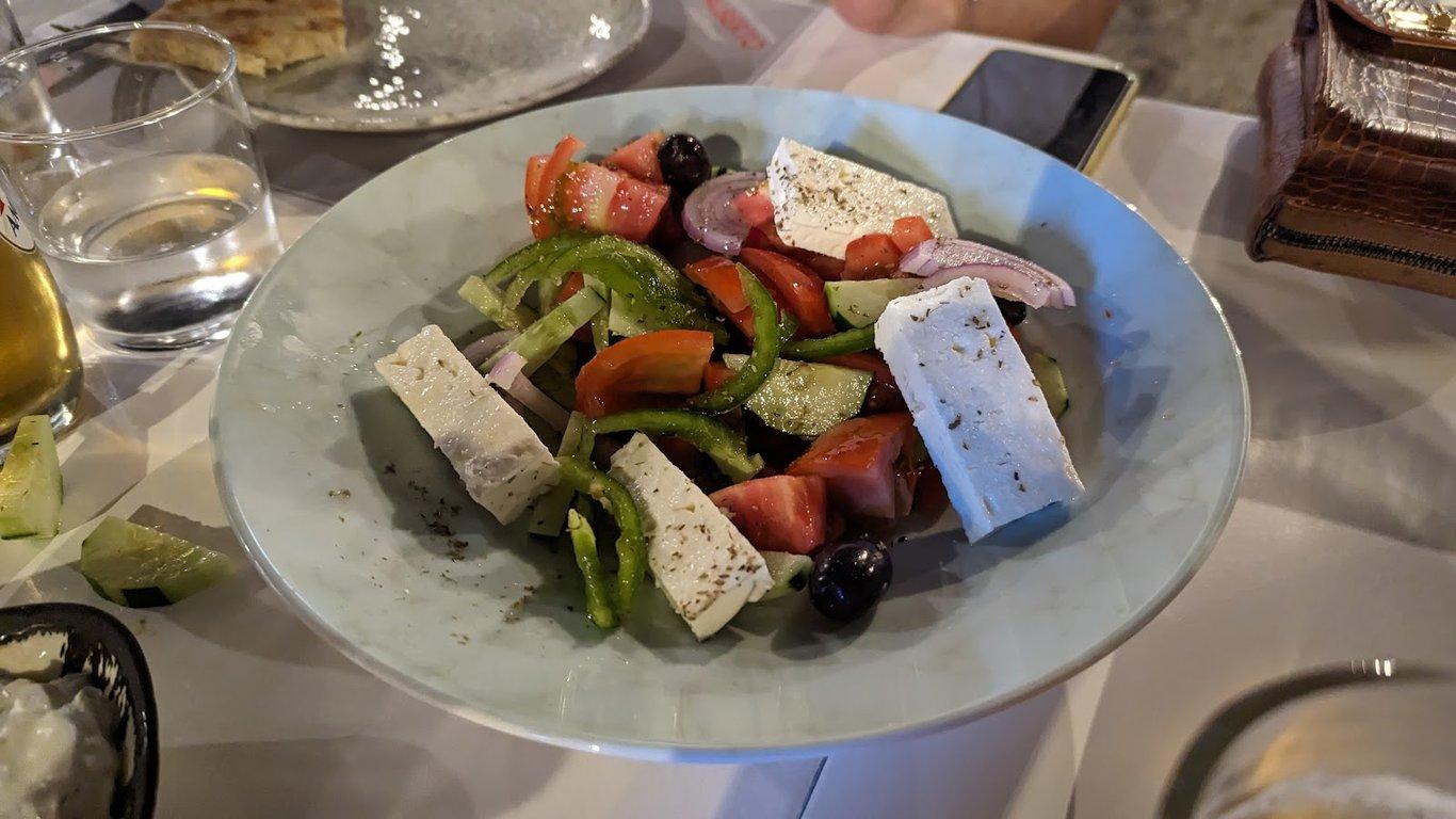 Alberto Restaurant: Grill House & Seafood