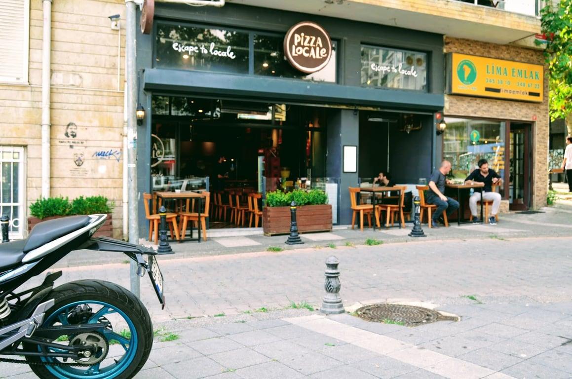Pizza Locale fotoğraf 2