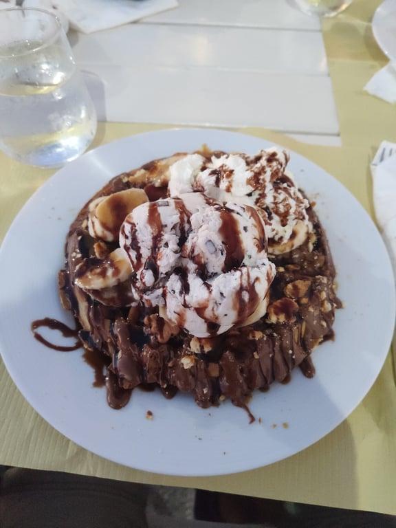 Kafes & Alati | Café • Restaurant fotoğraf 7