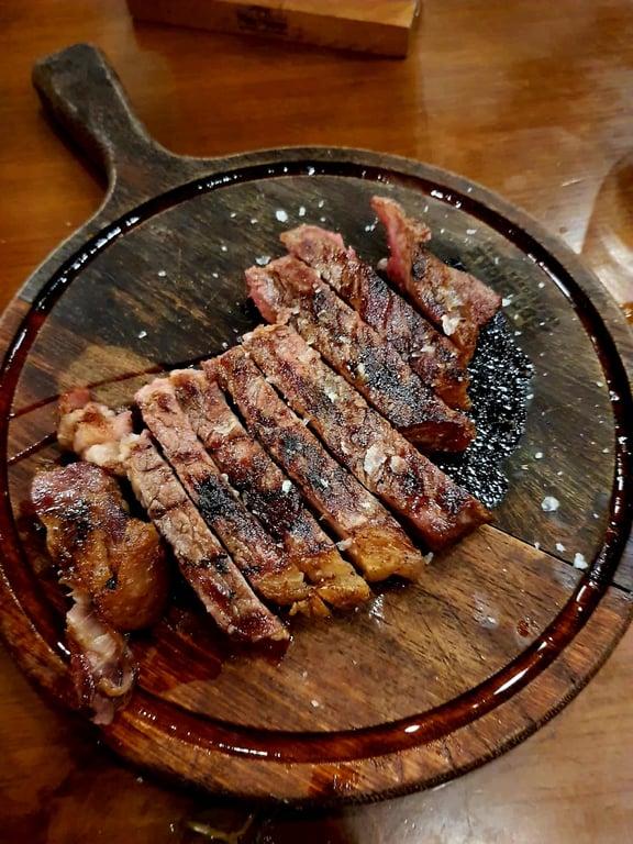 Beş Bıçak Steak House - Kasap fotoğraf 11
