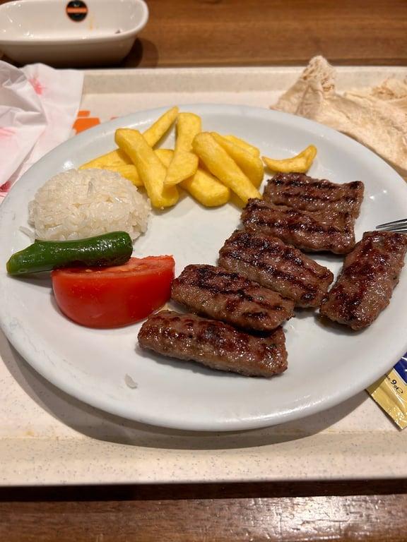 Günaydın Kebap & Steakhouse İstinyePark Avm fotoğraf 3