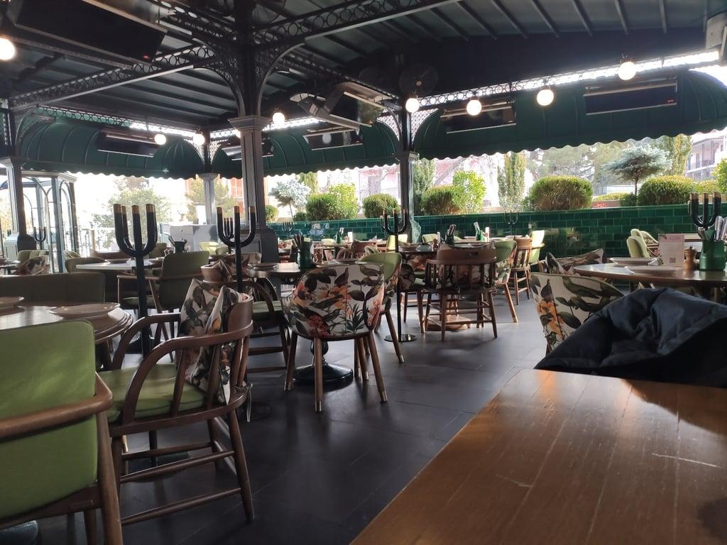 Lou Cafe Bistro - İran Caddesi fotoğraf 6