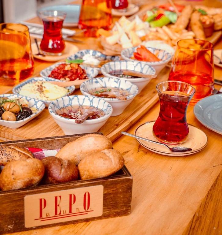 Pepo's Galata fotoğraf 3