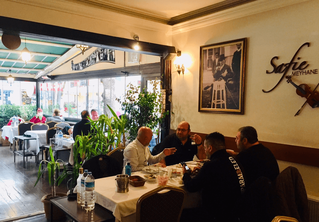 Safie Meyhane Havuzlu Bahçe fotoğraf 5