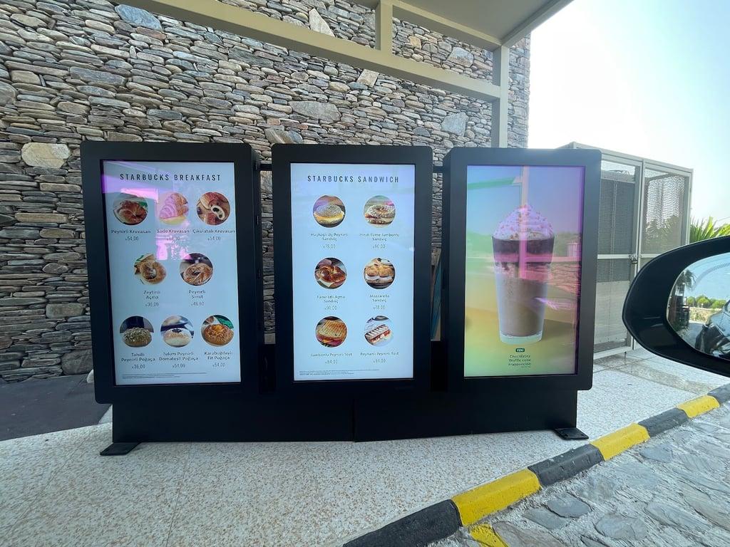 Starbucks fotoğraf 2