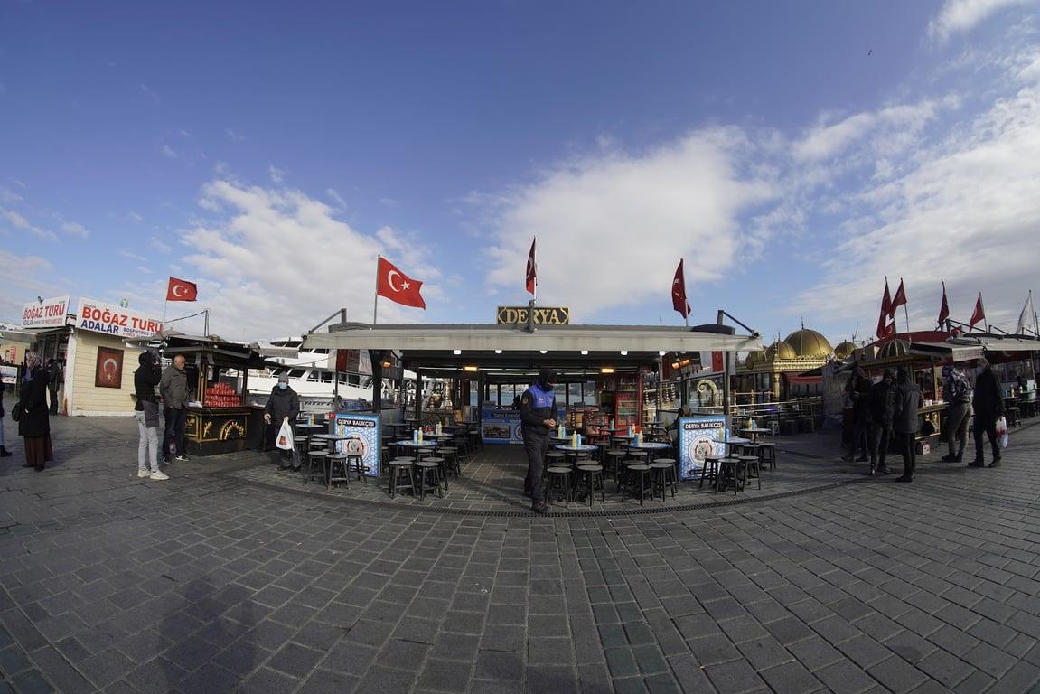 Tarihi Eminönü Derya Balıkçısı 1945