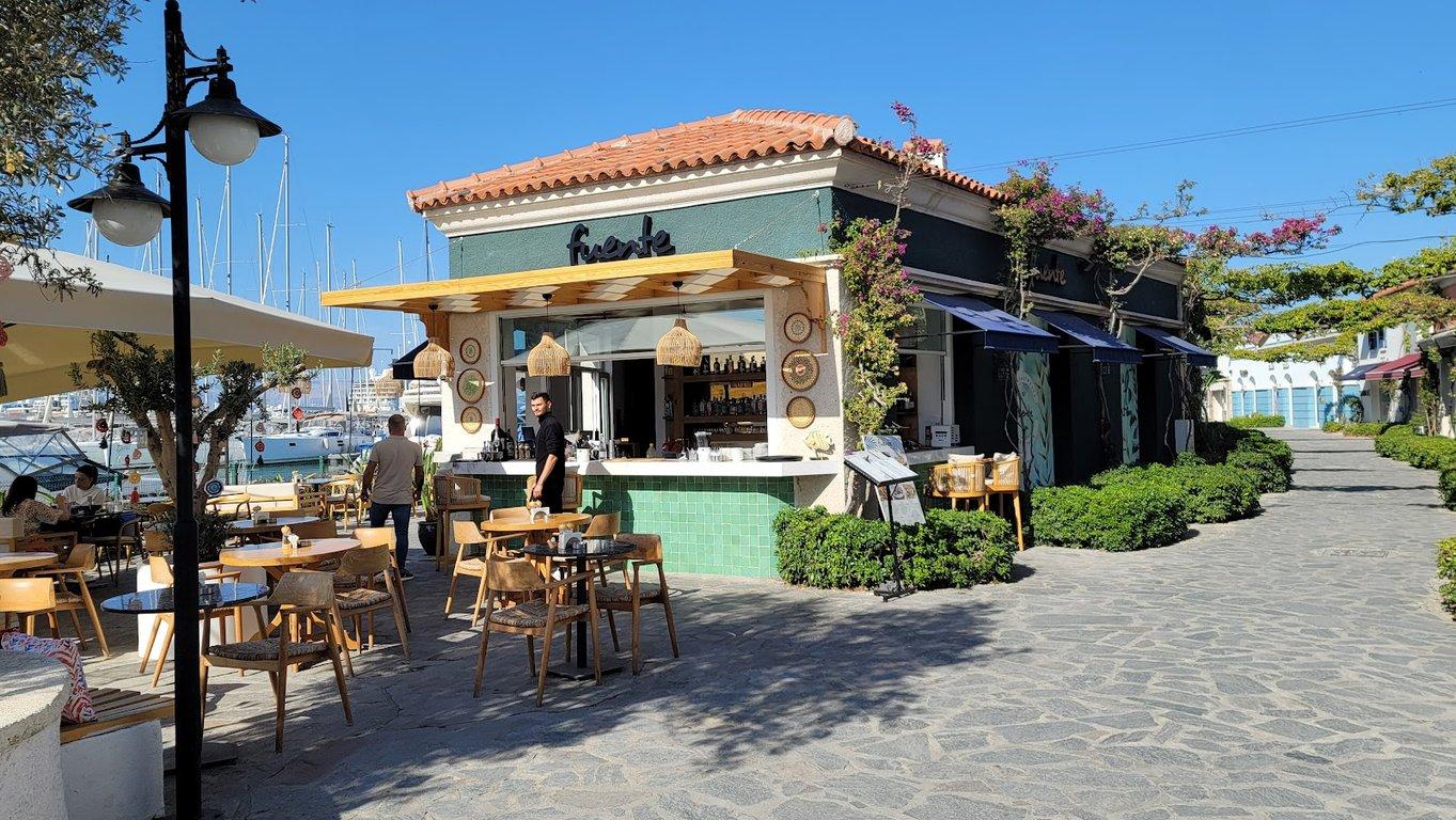 Fuente Restaurant Çeşme Marina fotoğraf 9
