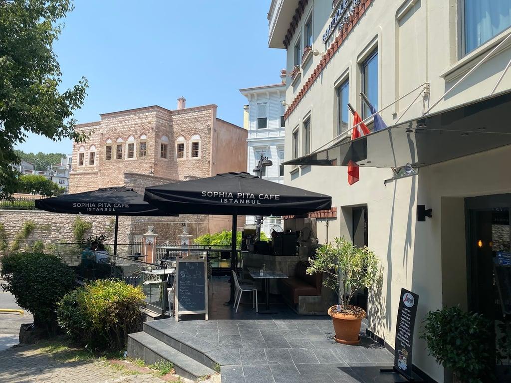 OSH SOPHIA BEER GARDEN fotoğraf 4