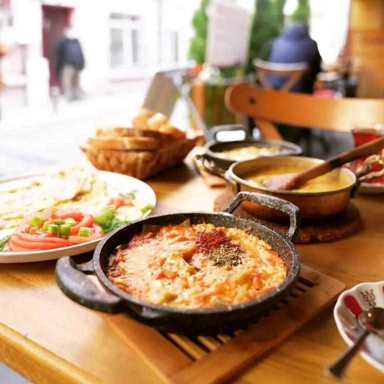 Çaynik Cafe | Ortaköy Kahvaltı, Çay ve Tatlı fotoğraf 3
