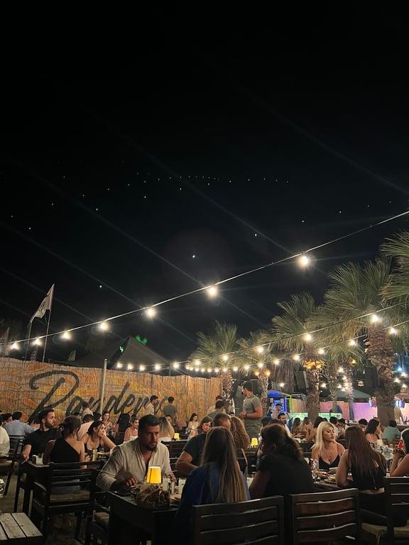 Panderas İzmir Yeni Nesil Meyhane