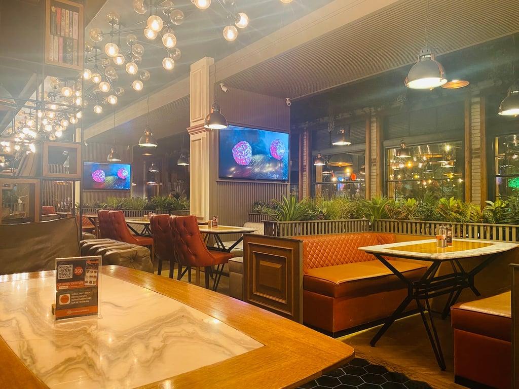 Social Lounge Restaurant Cafe & Bakery fotoğraf 4