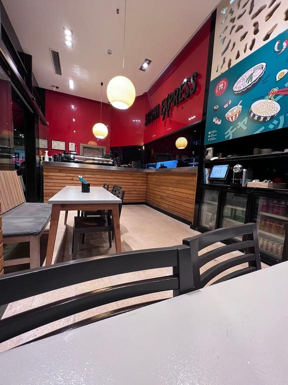 Chinese & Sushi Express fotoğraf 9