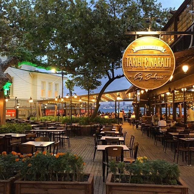Çengelköy Tarihi Çınaraltı
