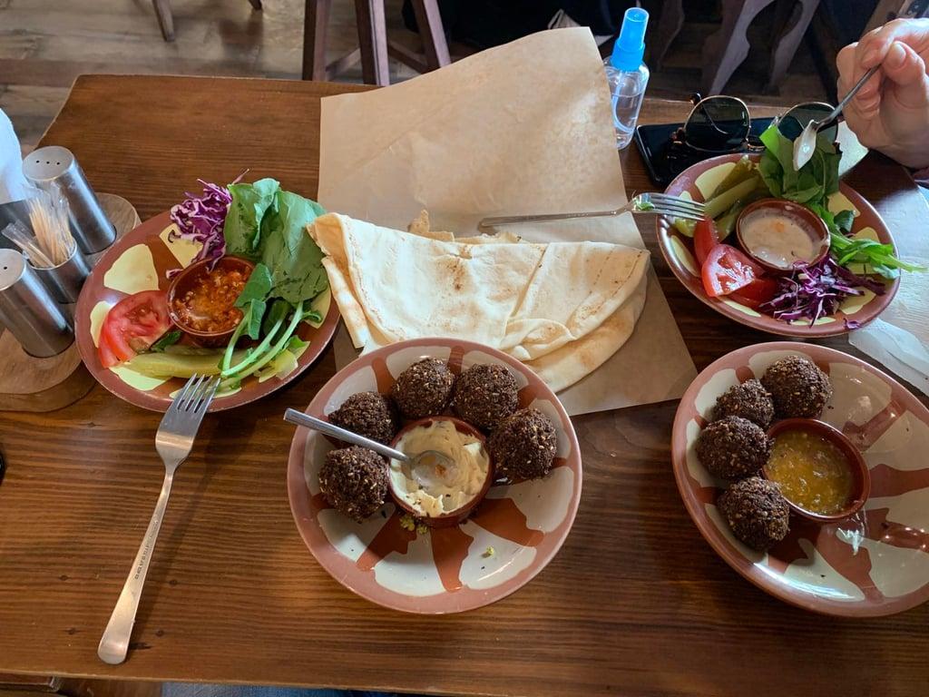 YALLA FALAFEL fotoğraf 6