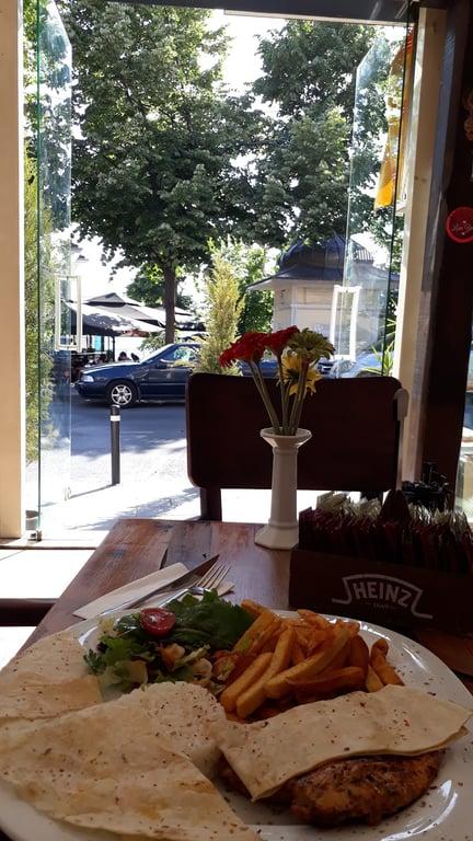 Rainbow Cafe & Restaurant fotoğraf 6