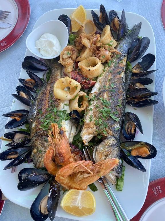 Yorgo Fish Restaurant fotoğraf 7
