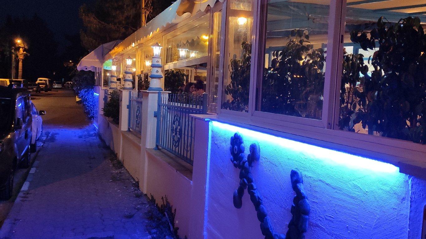 Mavibeyaz Balık Restaurantı fotoğraf 7